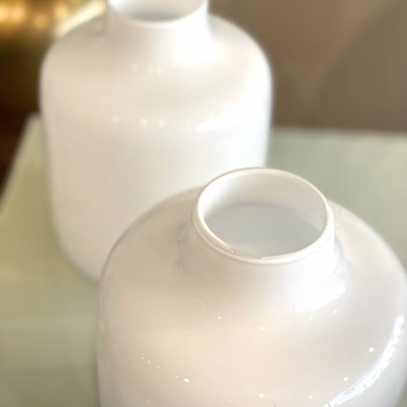 moderne-glasvase-weiss-2025715217800